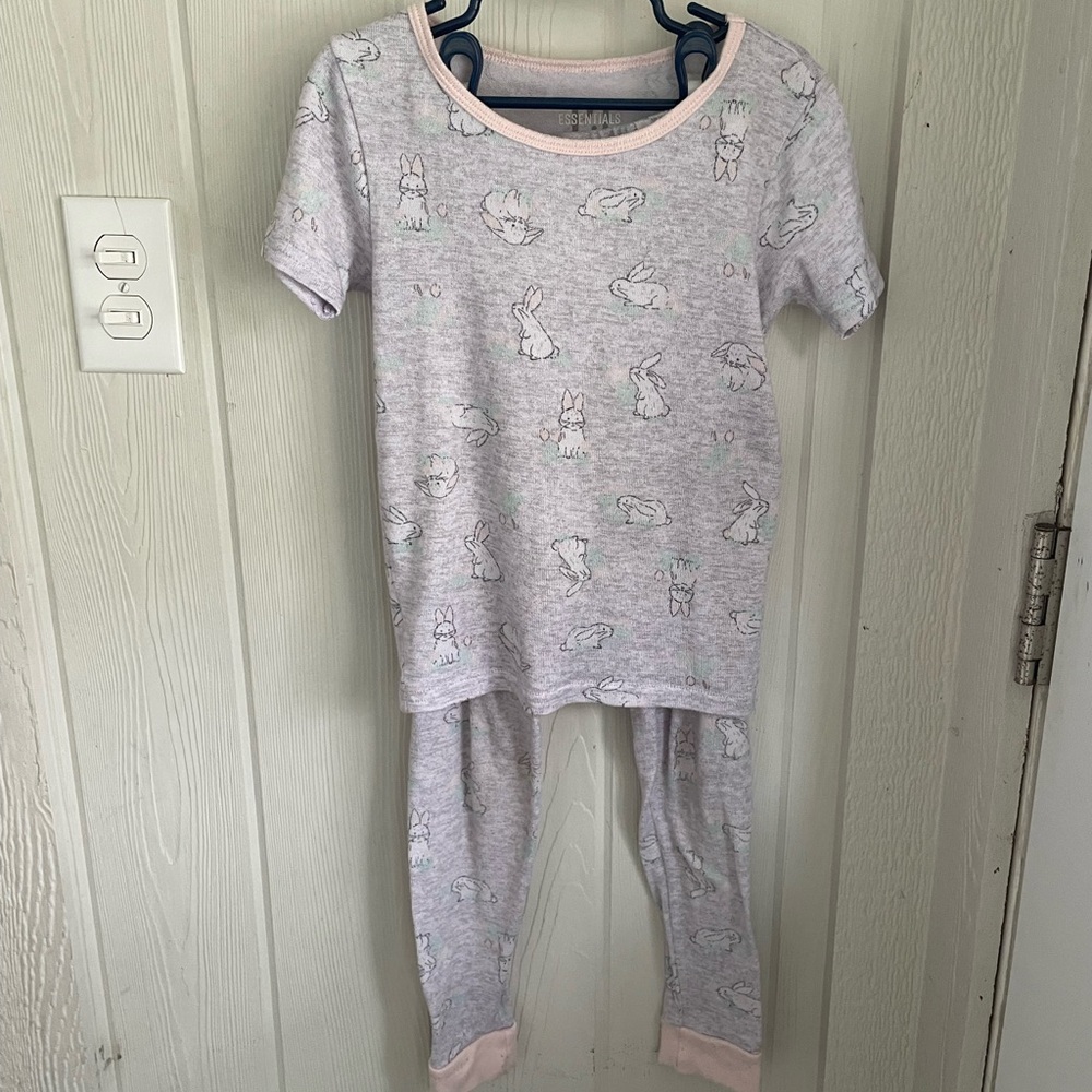 Kids Pajamas in Light Gray with Bunny Print